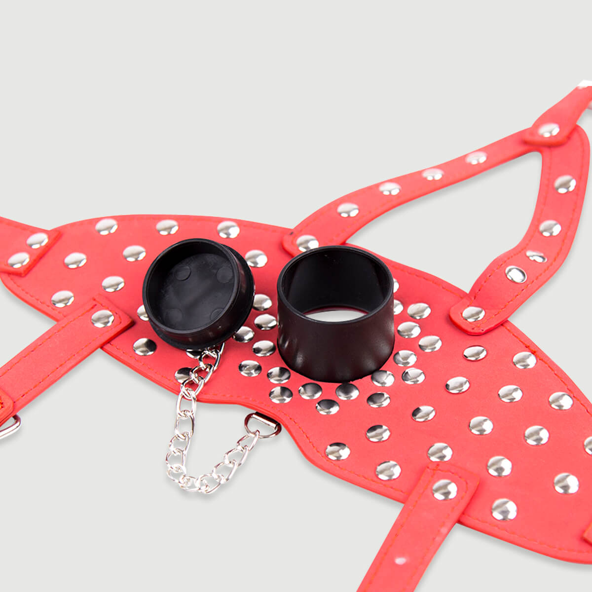 Δερμάτινο Φίμωτρο Μάσκα Με Τρουκς & O Ring Με ΑποσπώΜενη Τάπα Leather Gag Mask With Studs & O Ring With Removable Plug - Ροζ by Sexopolis