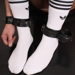 Δερμάτινες Χειροπέδες & Ποδοπέδες Ενωμένες Tied Hand Foot Leather Cuffs - Μαύρο | Χειροπέδες - Ποδοπέδες